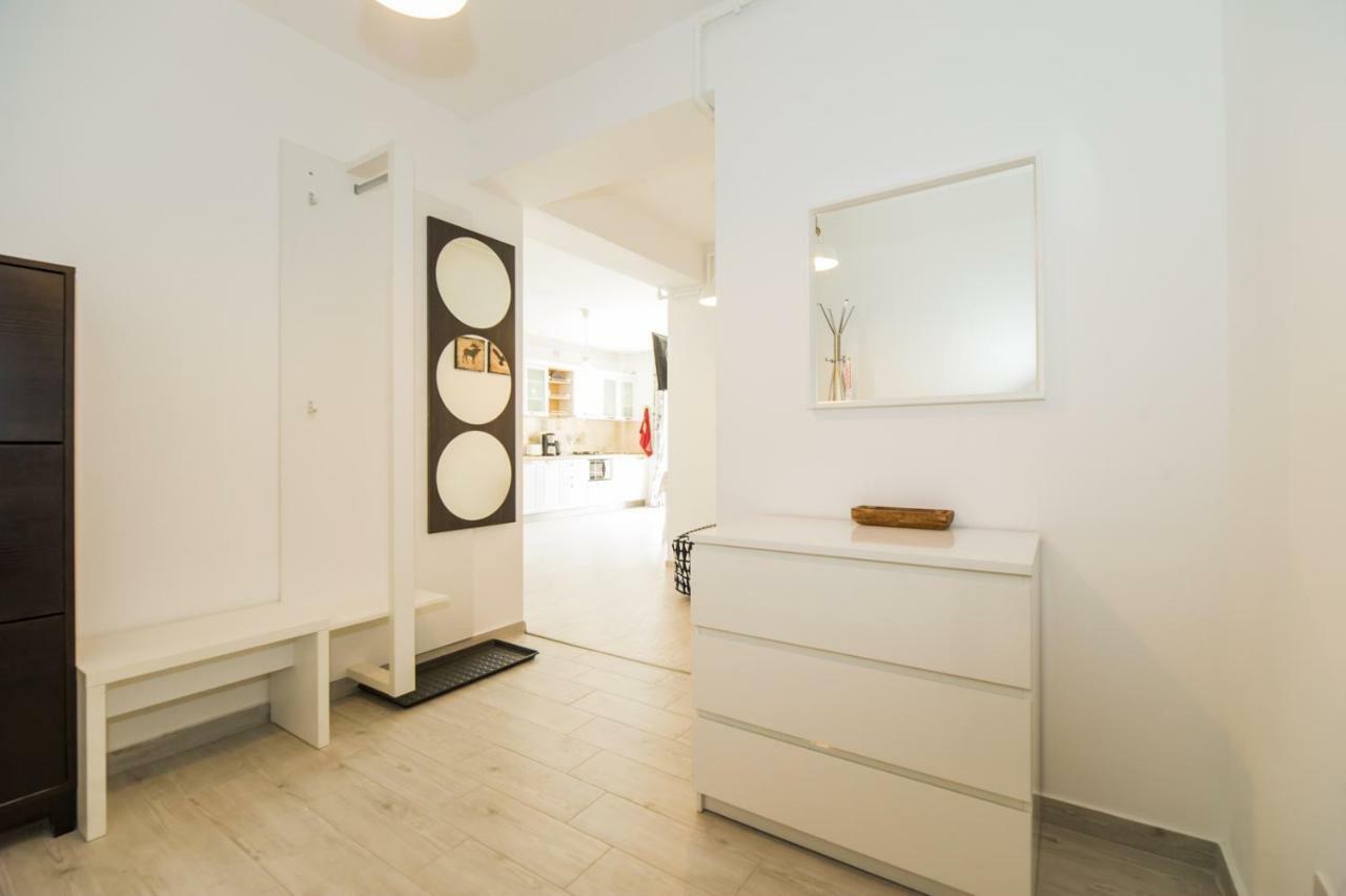 Schiller Apartment 57 - Free Private Parking Брашов Экстерьер фото